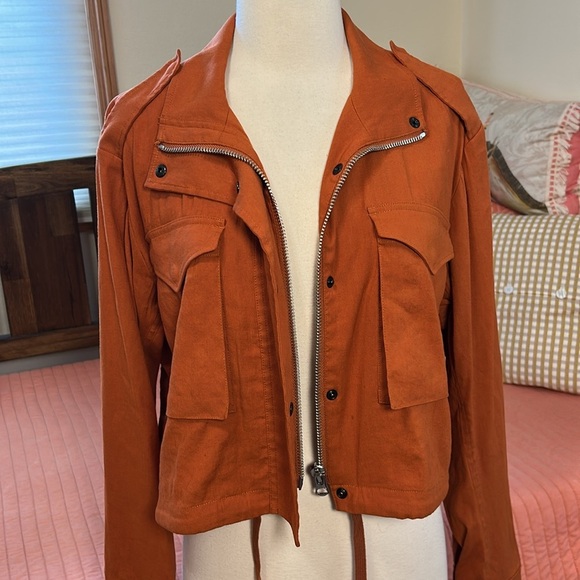 Rag & Bone Women's Cropped M65 Field Jacket color Rust size Medium - Picture 7 of 16